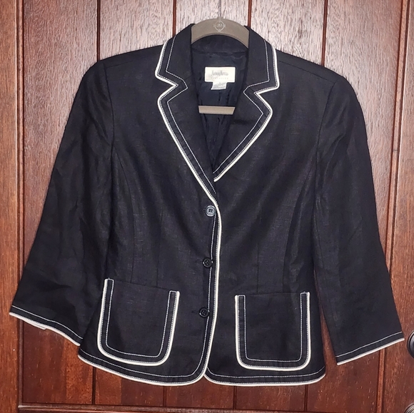 Nieman Marcus Linen Blazer - Picture 3 of 10